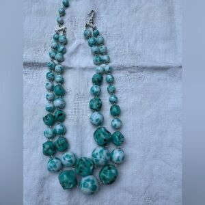 Elegant Vintage Turquoise Beaded Necklace